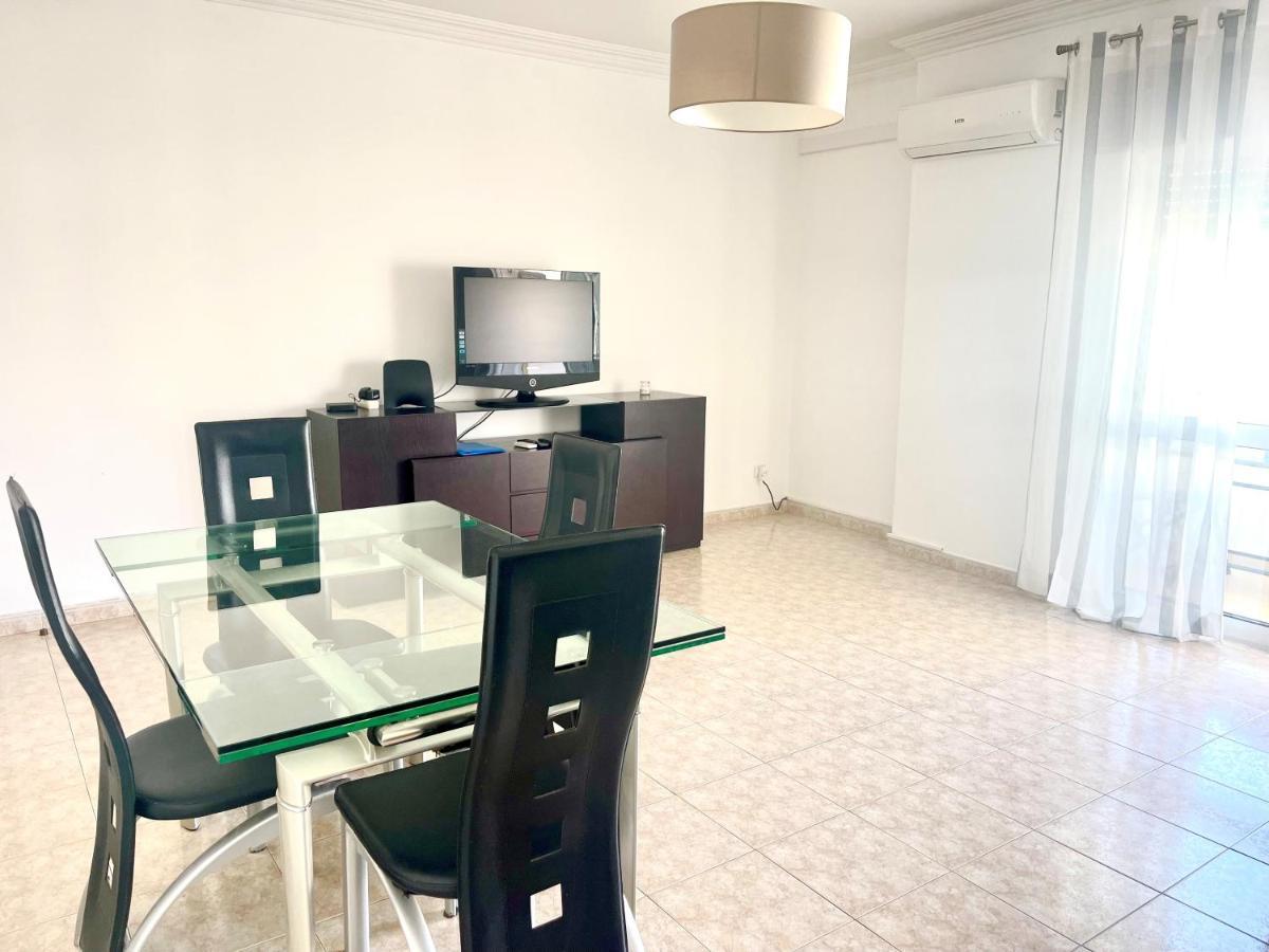Apartamento Millenium Vista Mar- 2 Passos Da Praia Quarteira Kültér fotó