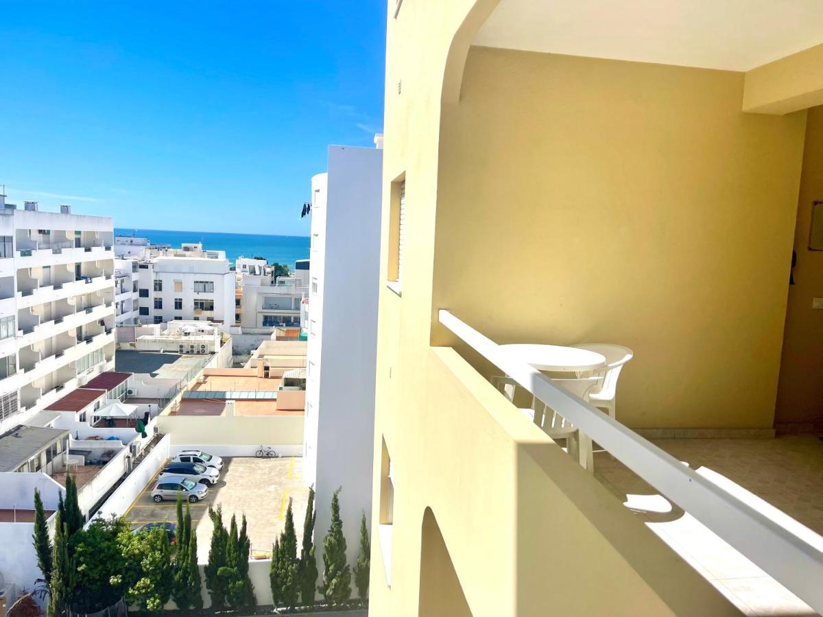 Apartamento Millenium Vista Mar- 2 Passos Da Praia Quarteira Kültér fotó
